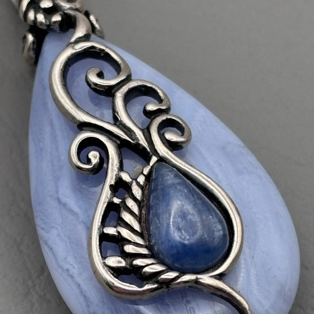 Vintage Carolyn Pollack 925 Blue Lace Agate Blue Kyanite Half Moon Bay Pendant